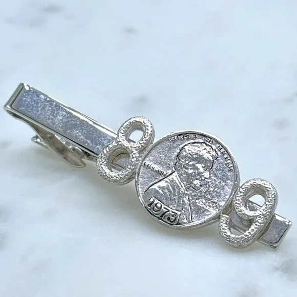 Mens Coin "1973" & 89 Number Base Metal Silver Tone Necktie / Tie Clip - Picture 2 of 4